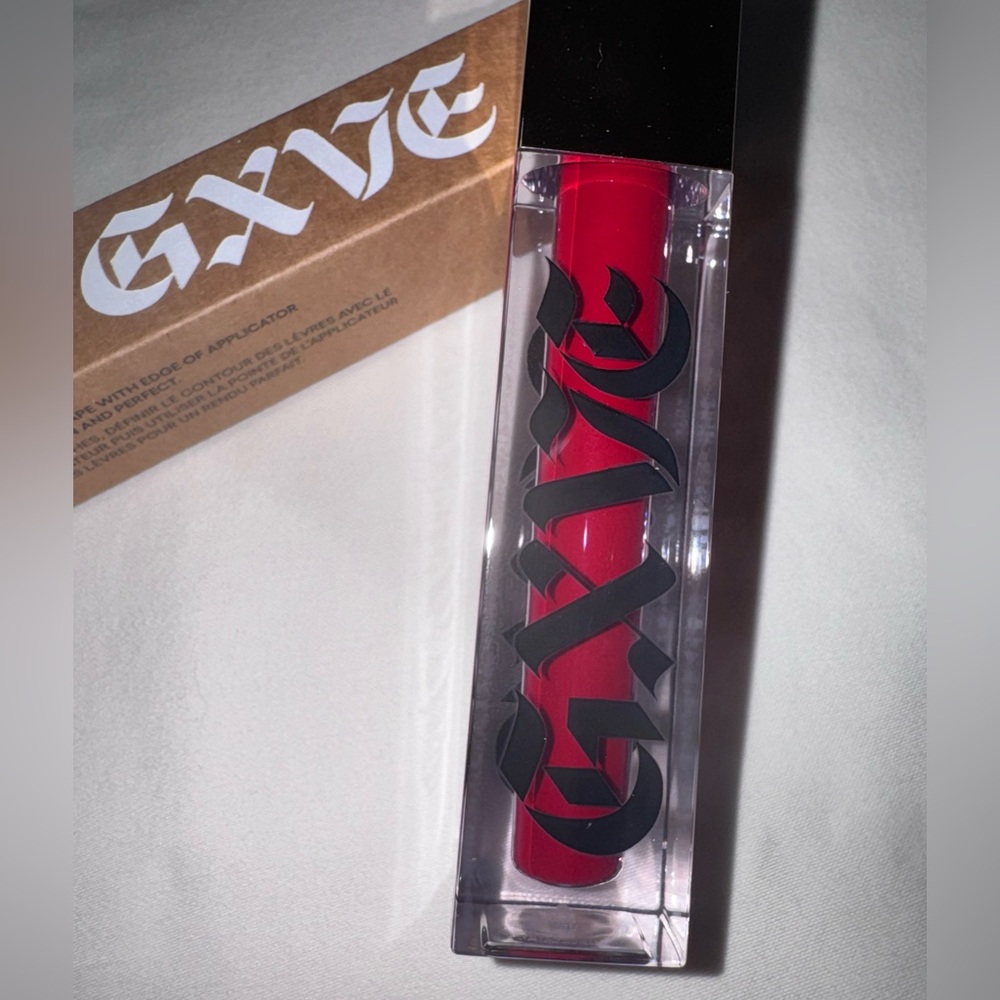 Gxve I’m Sill Here - Red Longwear Matte Liquid Lipstick in Original Recipe, NEW - Picture 10 of 11